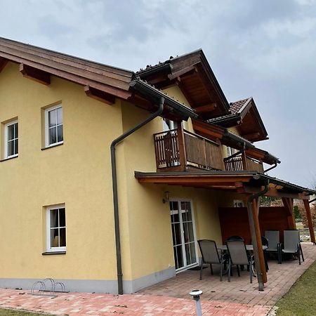 Sonnenchalet Mit Sauna Kotschach-Mauthen Bagian luar foto