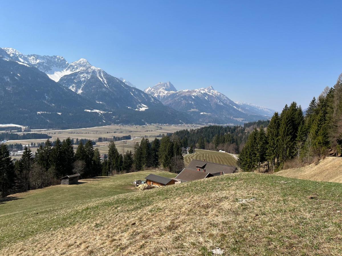 Sonnenchalet Mit Sauna Kotschach-Mauthen Bagian luar foto