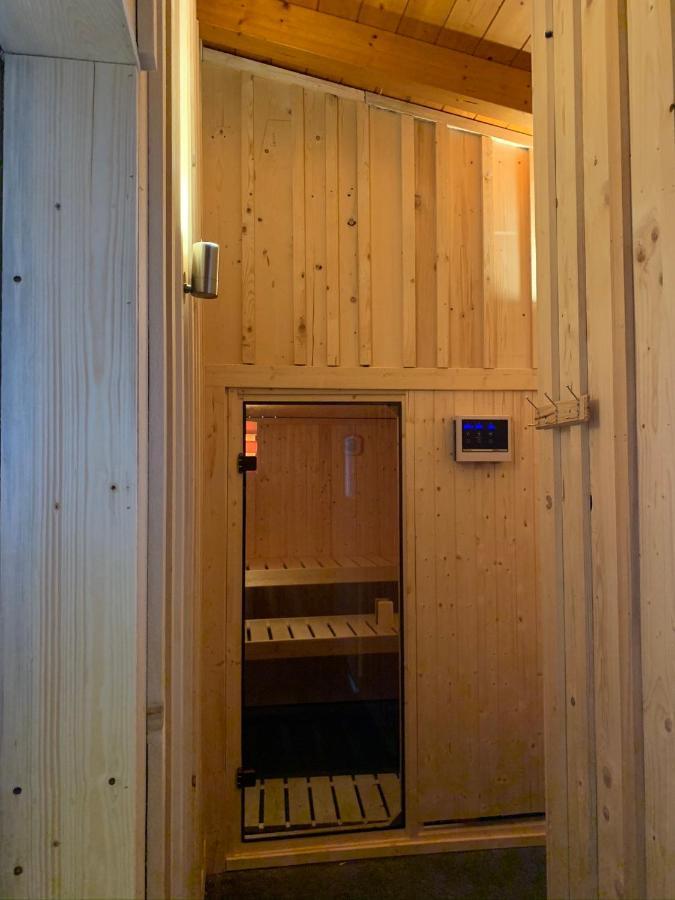 Sonnenchalet Mit Sauna Kotschach-Mauthen Bagian luar foto