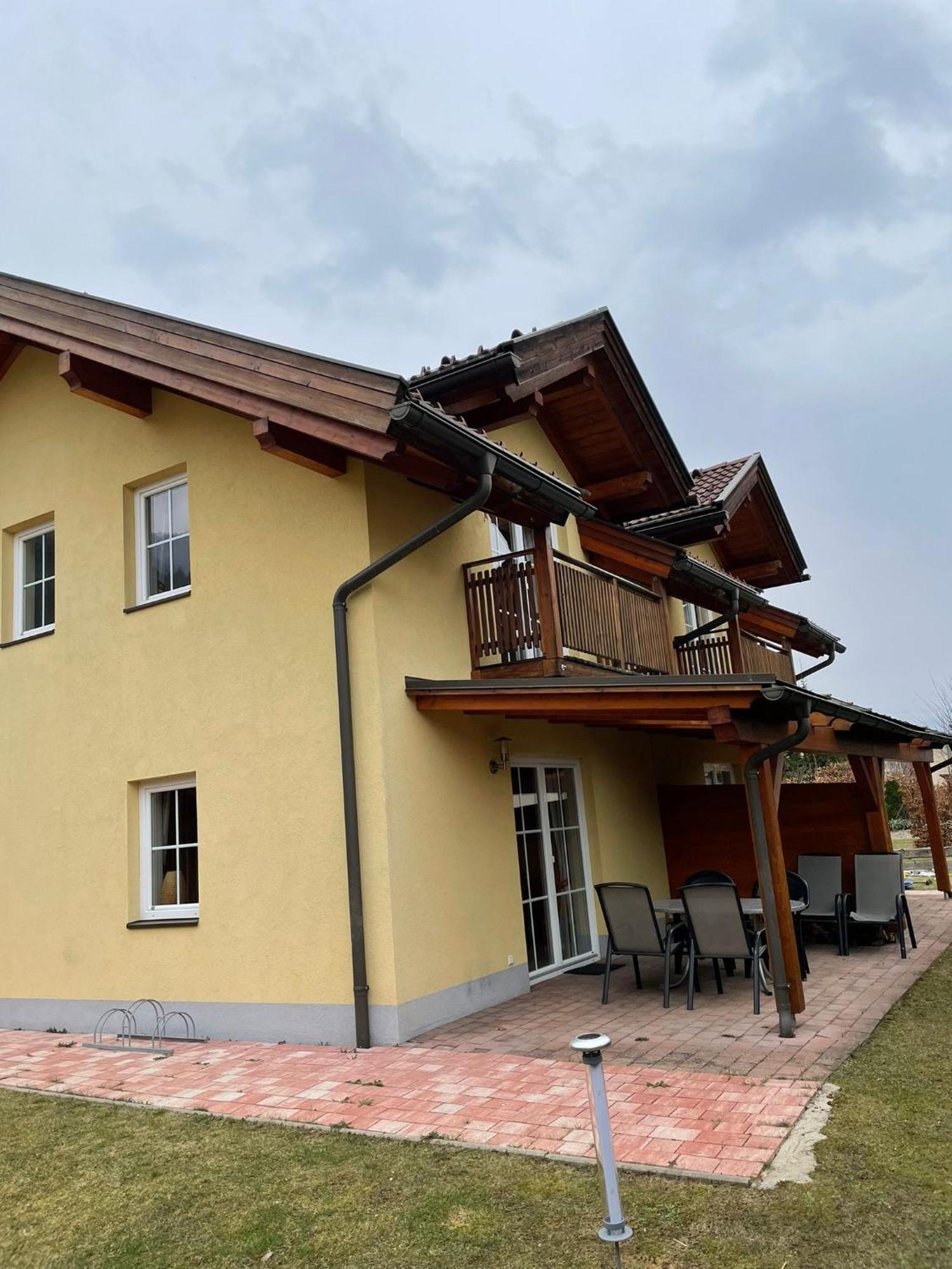 Sonnenchalet Mit Sauna Kotschach-Mauthen Bagian luar foto